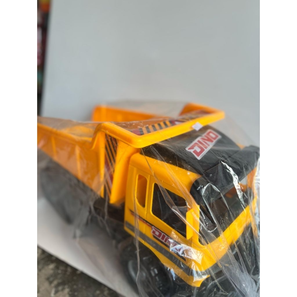 DLL Toys. Mainan Mobil truck pasir ,mobil dump truk,mobil truk pasir , batu