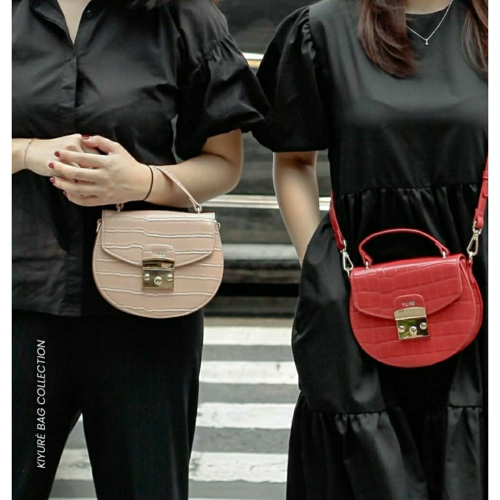 Tas barnd Yuire + free 2 Tas Random