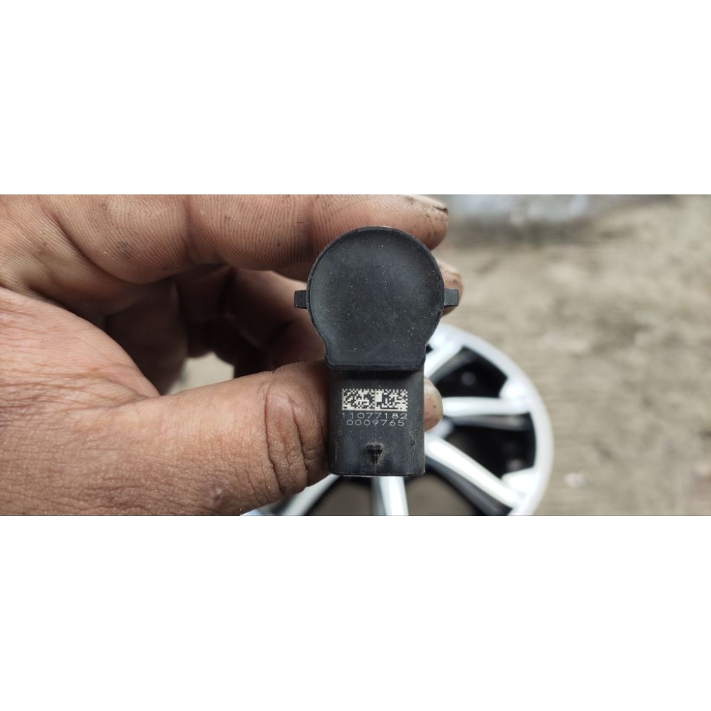 sensor bemper belakang Wuling almaz