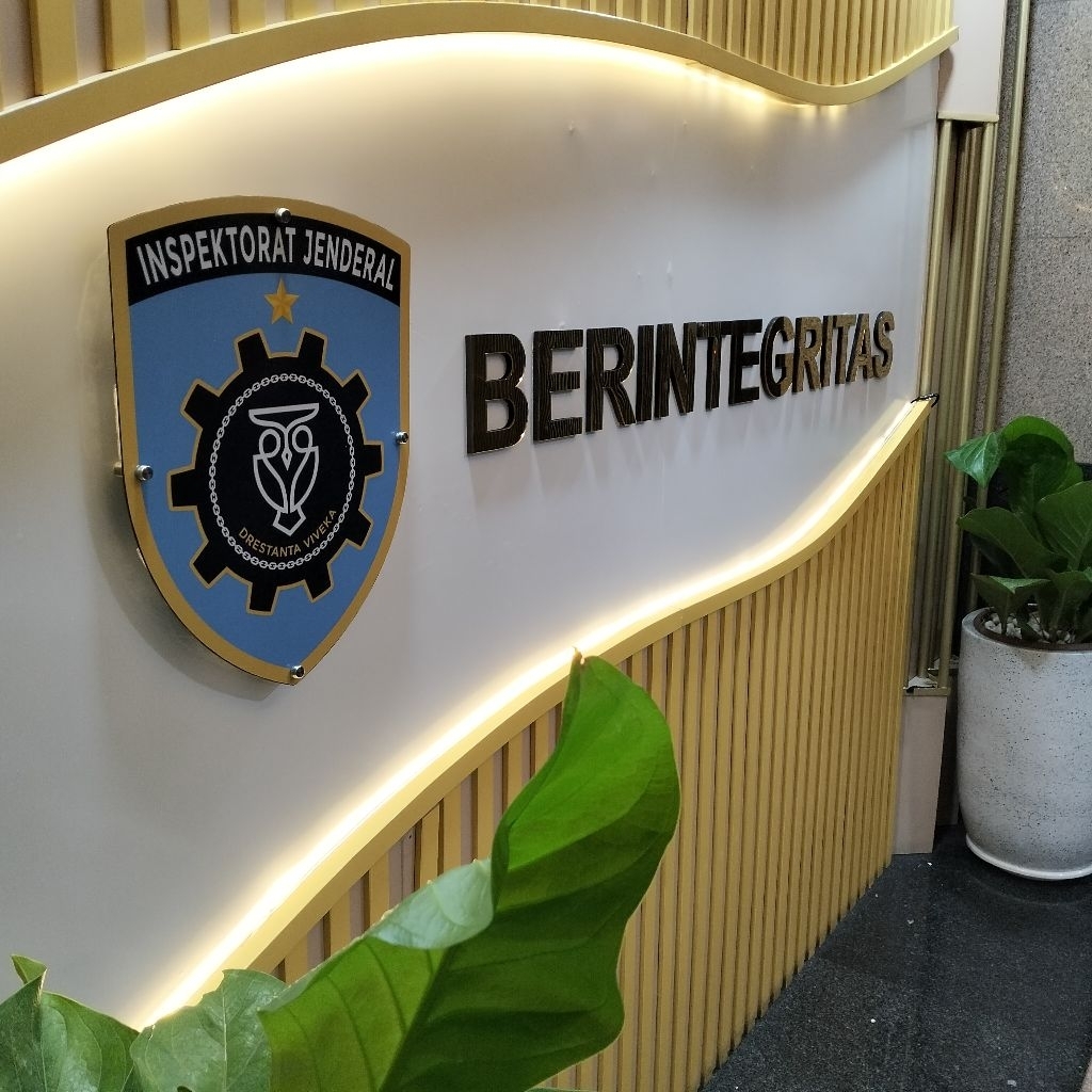 Huruf Timbul  Akrilik / Acrylic Gold Mirror/Silver Mirror