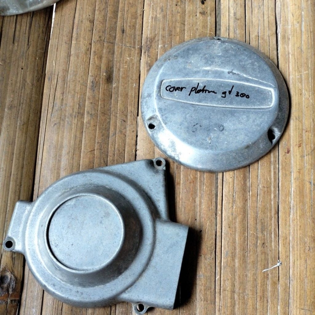 Suzuki gt 100 gt 380 cover platina gt380 cover karburator gt100 original 2nd