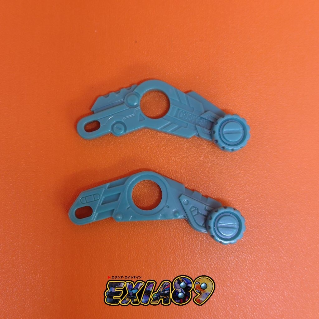 Crush Gear Part (50) - IOD R Arm (ZVT/S, MVT/S) Bandai (1)