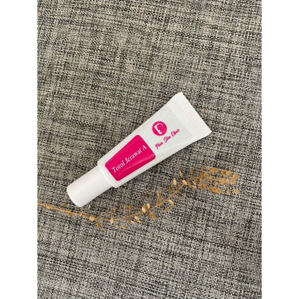 Totol jerawat - Phia Skin Clinic