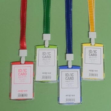 

ID CARD CASE PLASTIK + Tali/Name Tag Holder Gantungan Kartu NamaSatu Set ID CARD 7117 REAP[2001602]