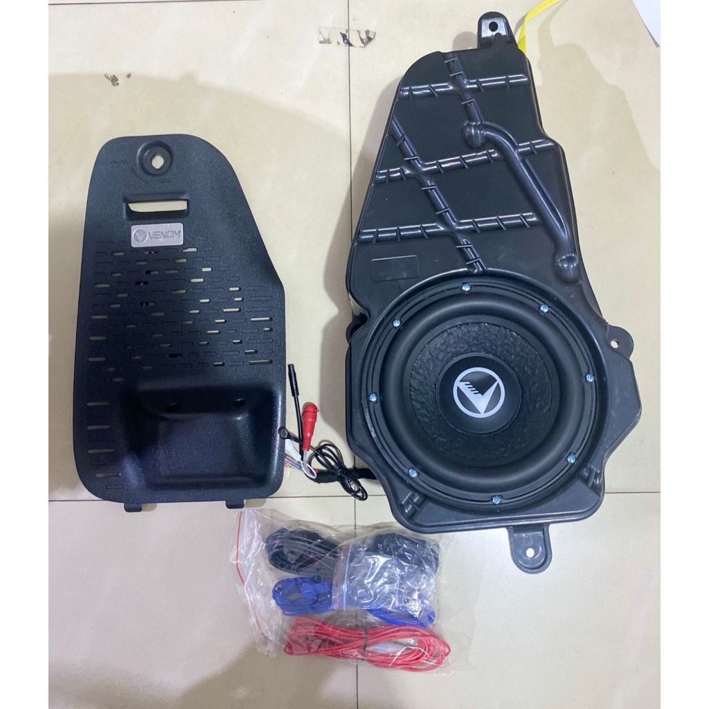 Subwoofer Aktif Venom Subwoofer Mobil Diablo Innova Reborn OEM Looks Plug and Play