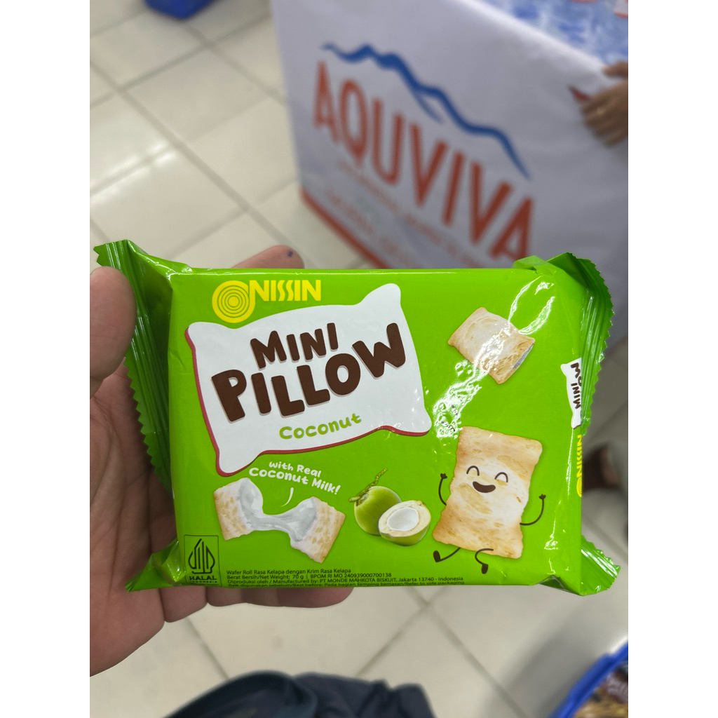 

Nissin Mini Pillow coconut 70gram