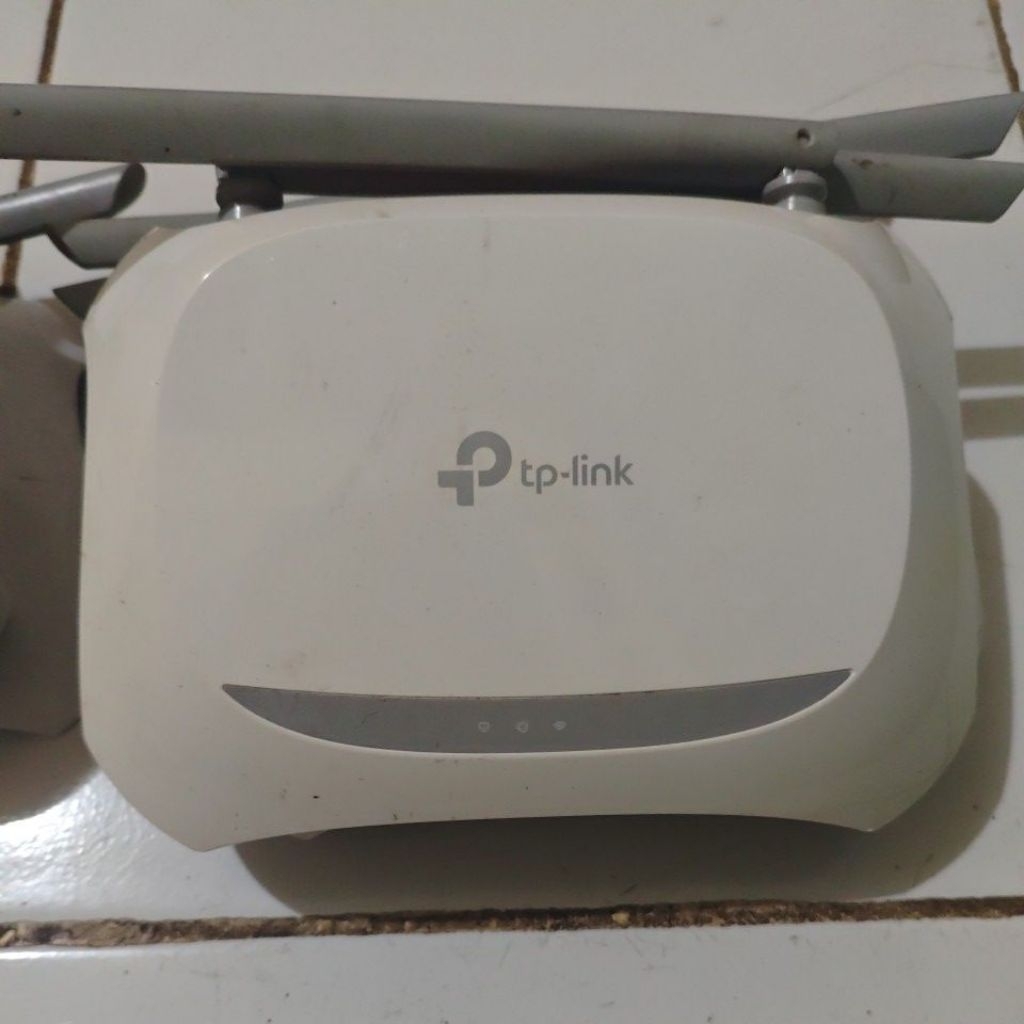 Router TP-LINK WR840N bekas