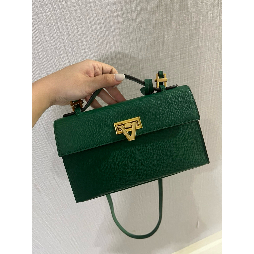 preloved Vone world x Evangelista Heart bag  (nego)