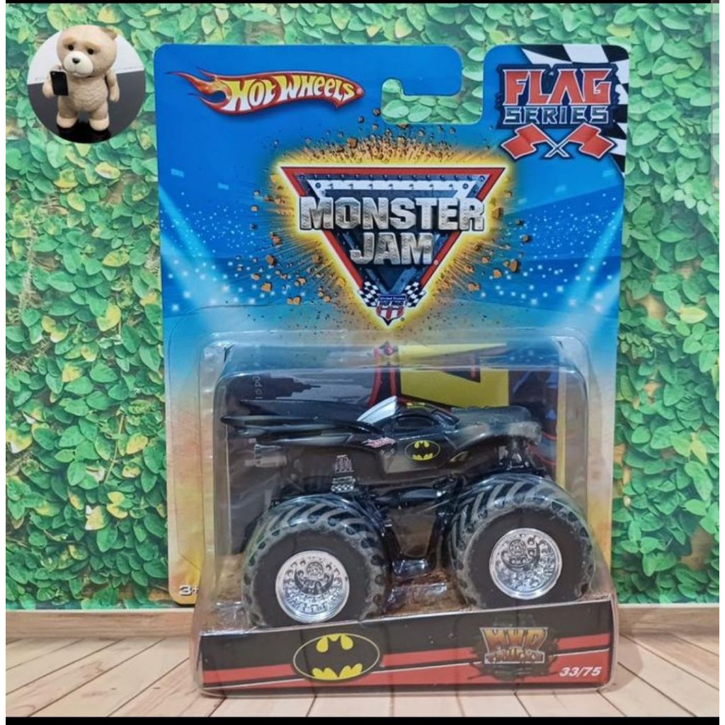 hot wheels batman batmobile mud trucks flag series monster trucks