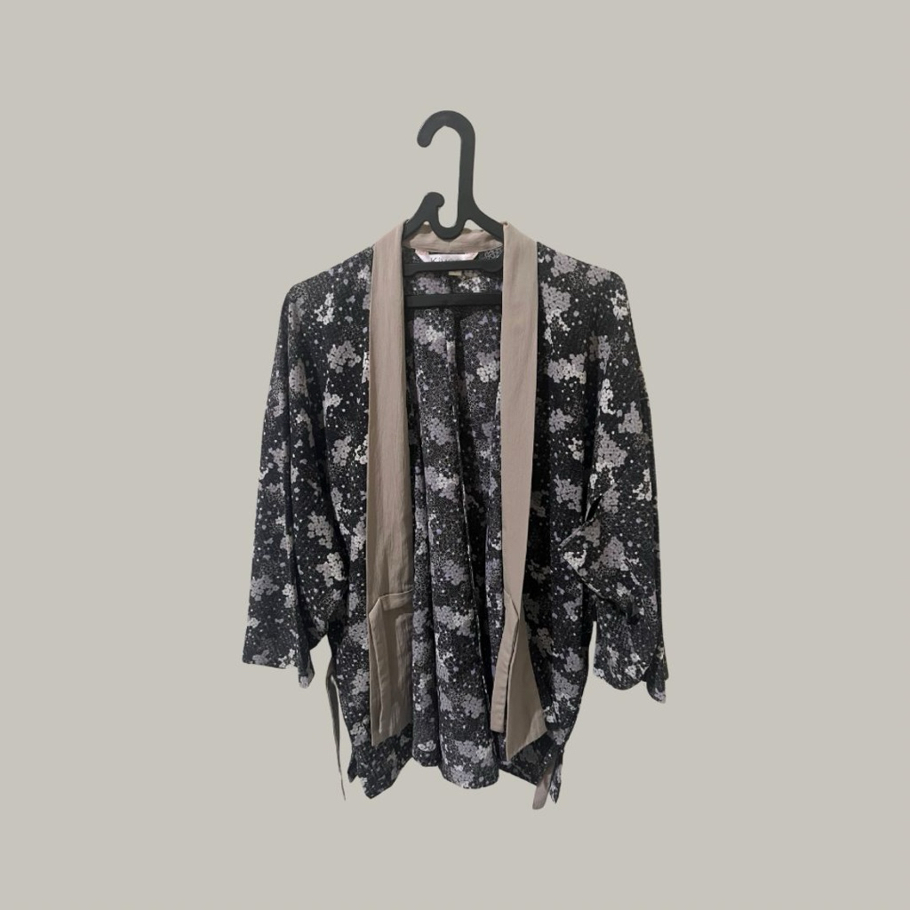 (Preloved) Kivee - Kimono Blazer