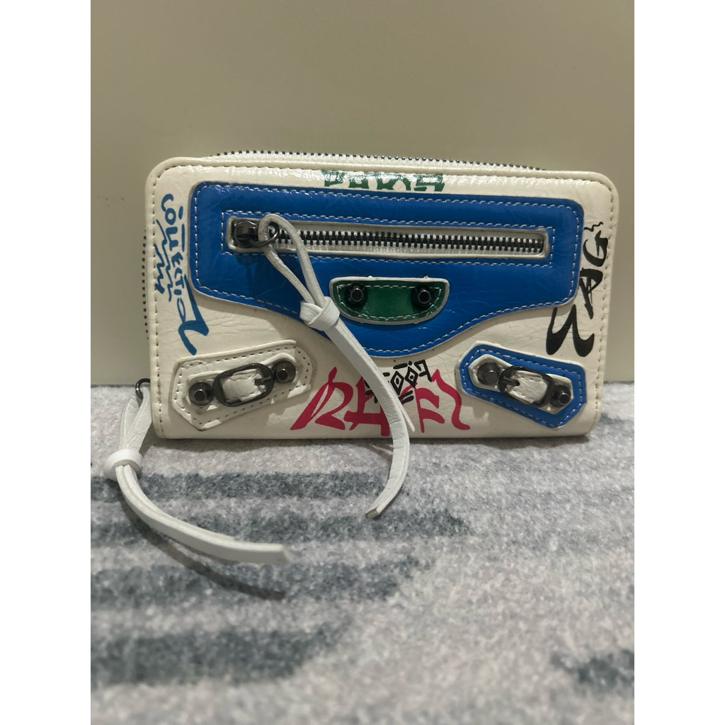 Dompet kulit asli size medium gravity putih - PL minus sedikit