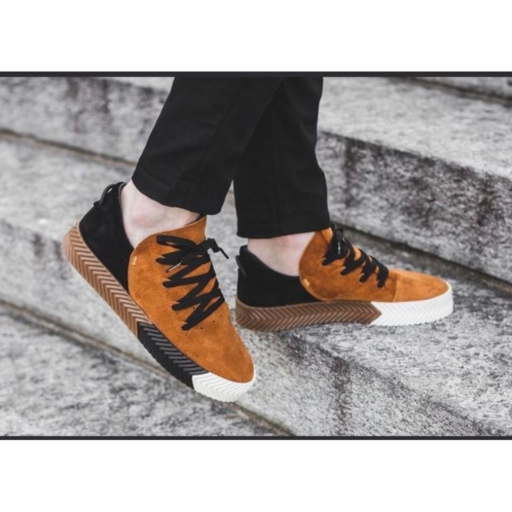 Preloved Adidas Original x Alexander Wang Skate (Sand) Collector's Item