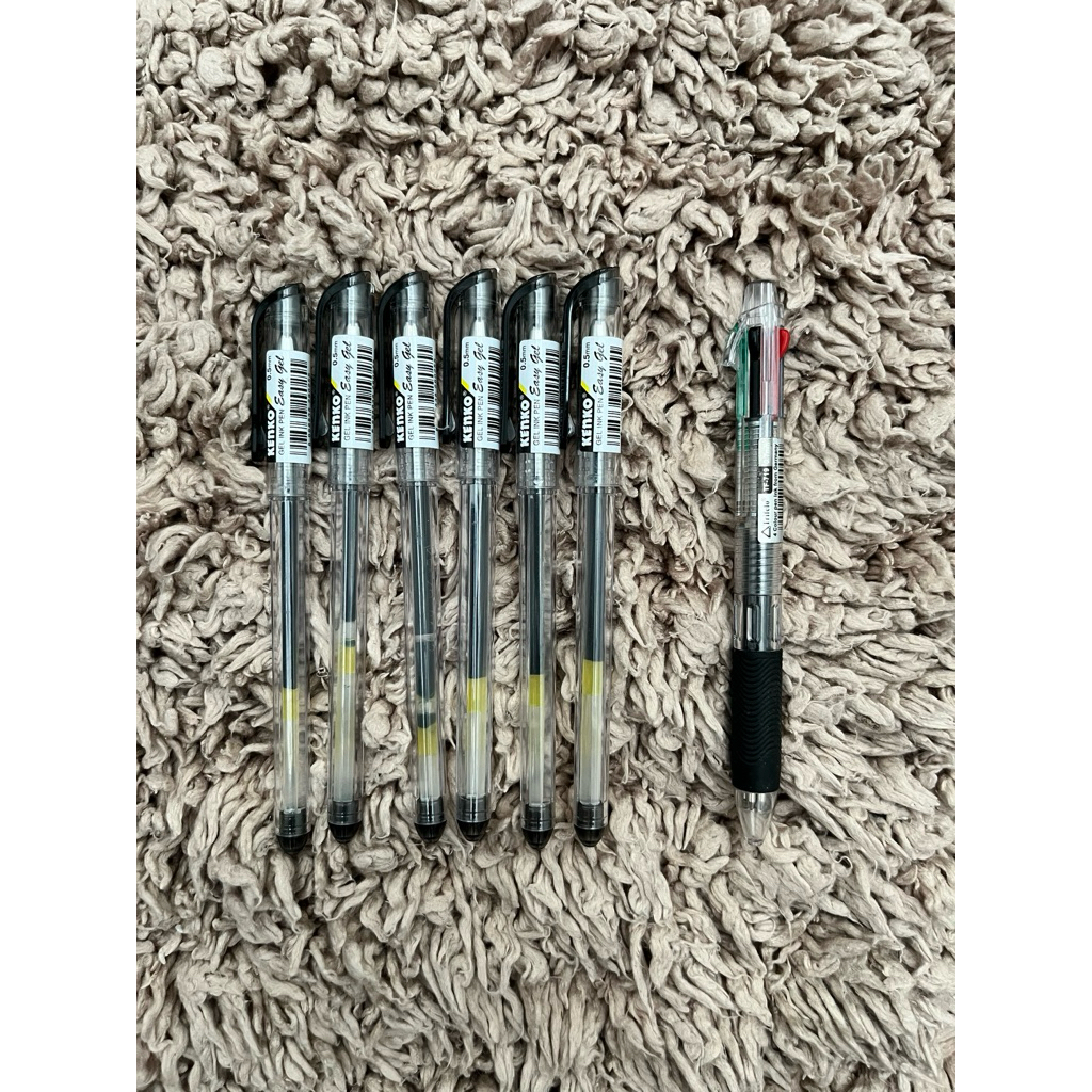 

Paket Pulpen Gel Kenko Easy Gel 0.5 mm | Pulpen Tinta Hitam dan Pulpen Warna 4 in 1 | Alat Tulis Kantor dan Sekolah