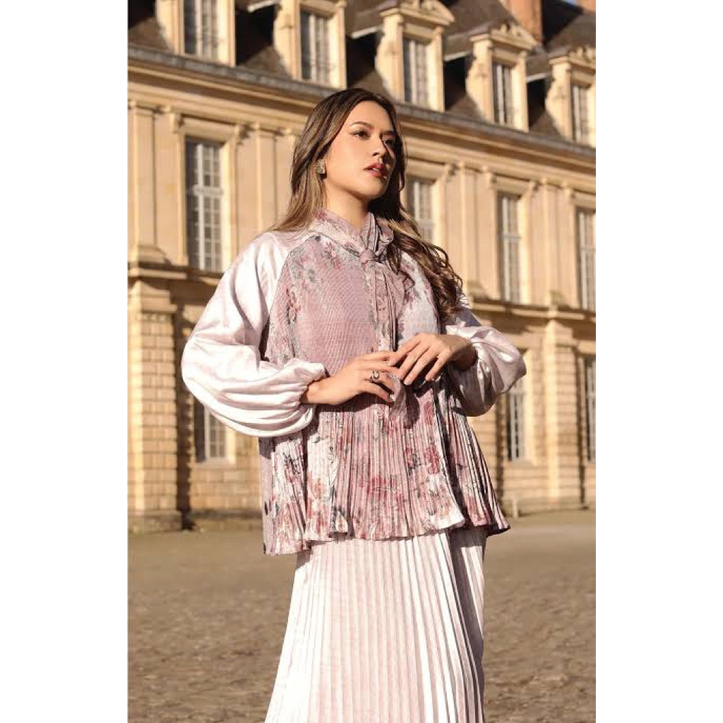 Benang Jarum x Raisa Festive Pleated Blush New