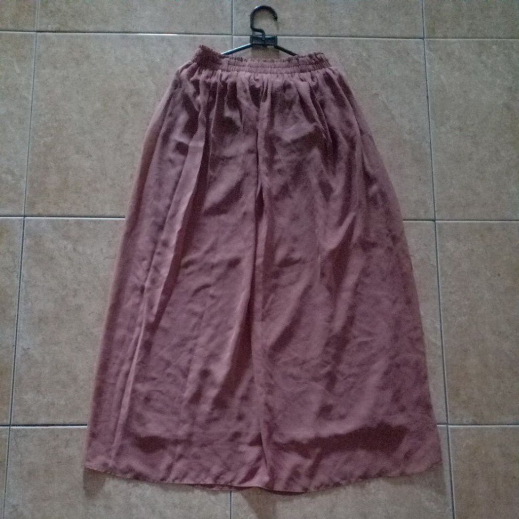 {Preloved} Rok Sifon warna Salmon