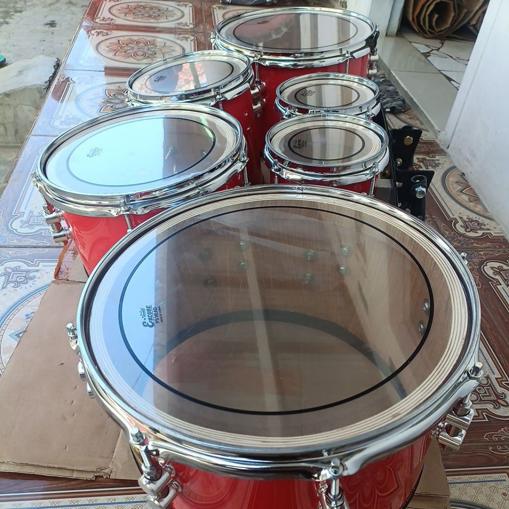 Drumband six toom /Drumband