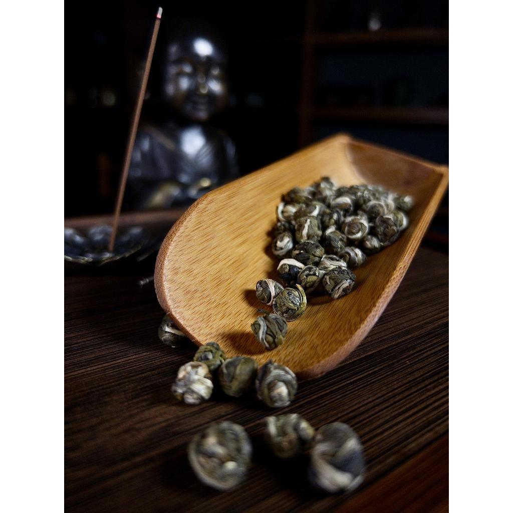 

Teh Melati Mutiara Naga (Jasmine Dragon Pearl Tea) | Green Tea Premium