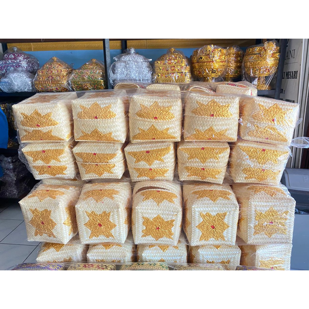 keben kotak ukir prada