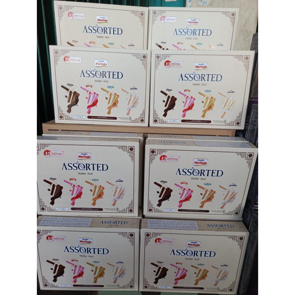 

Martini assorted wafer roll kartonan isi 24 box