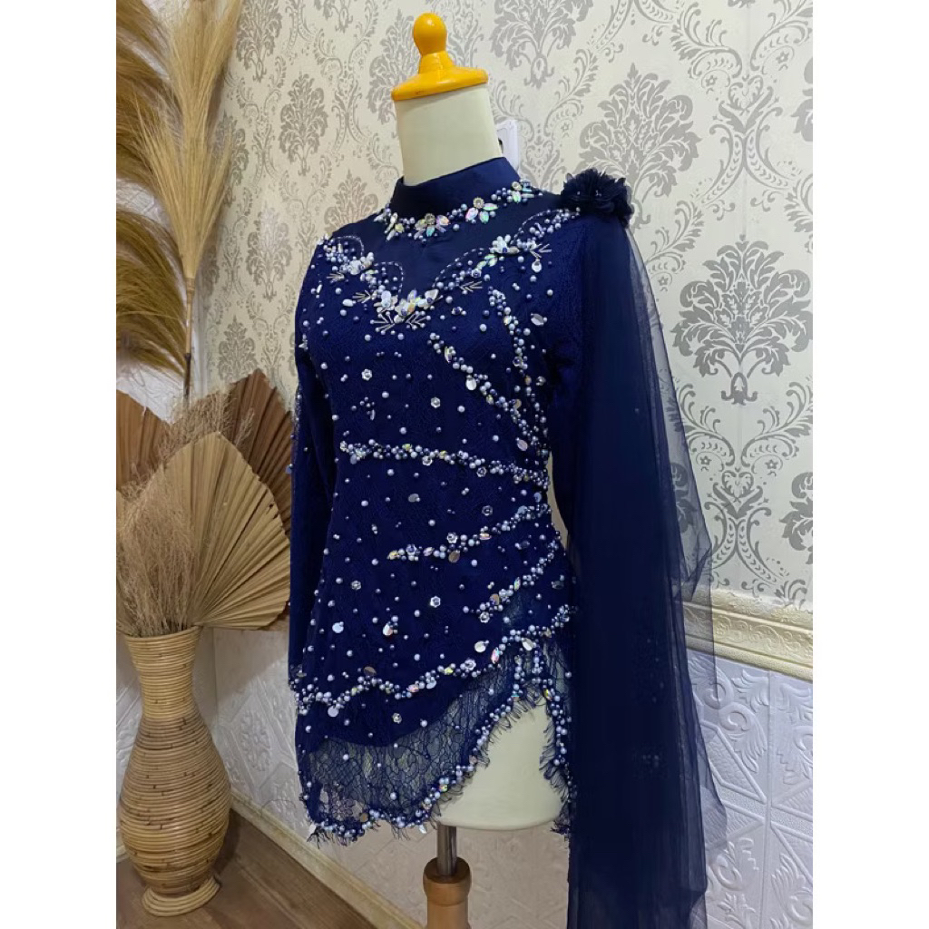 kebaya Wisudah kebaya Lamaran