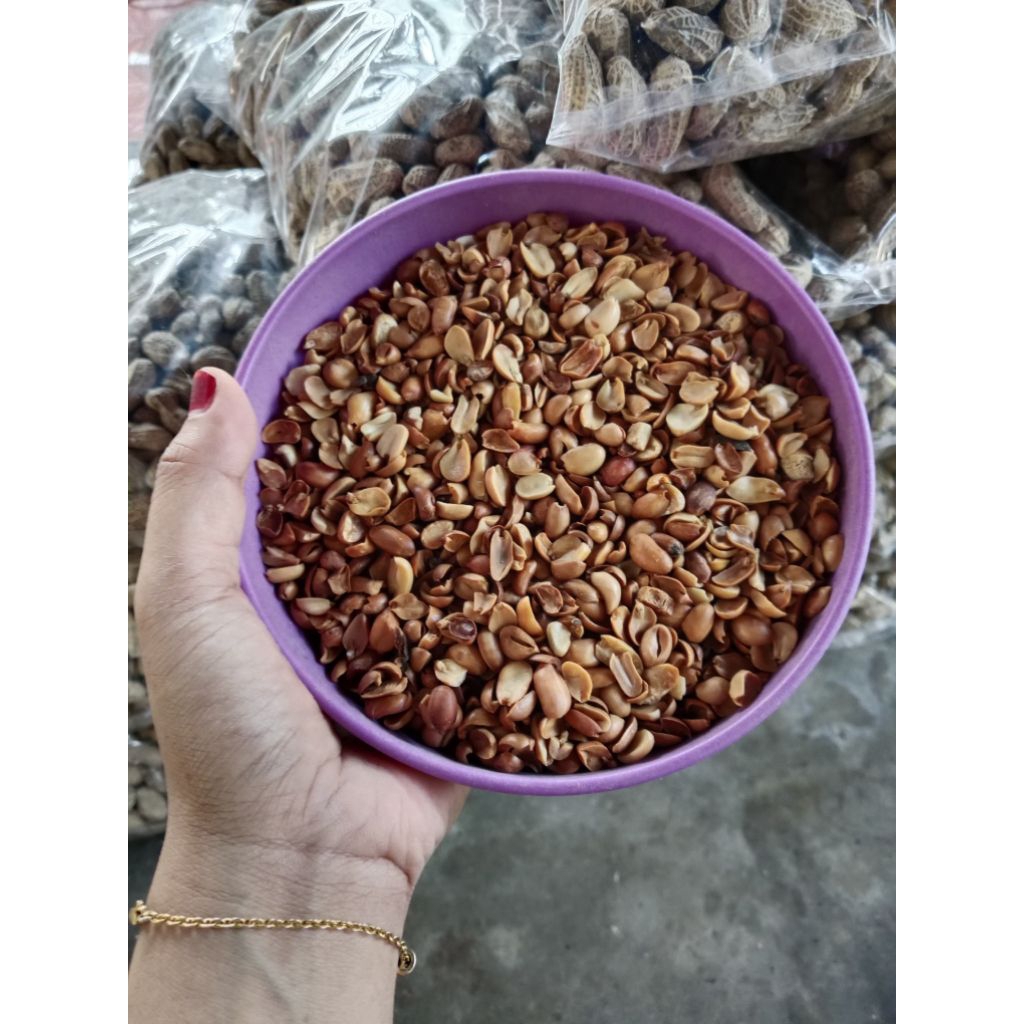 

PECAHAN KACANG SANGRAI 1 KG