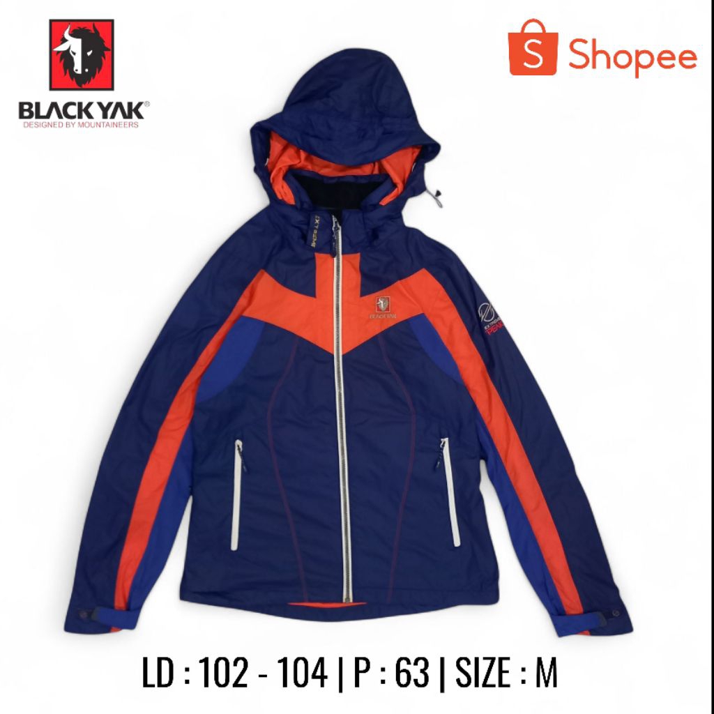 Jaket Outdoor BlackYak Berhoodie Gorpcore Motif Size M