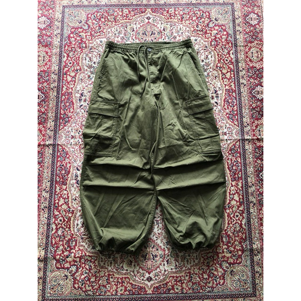 Celana Gu super wide cargo balloon pants Gu cargo army HG773