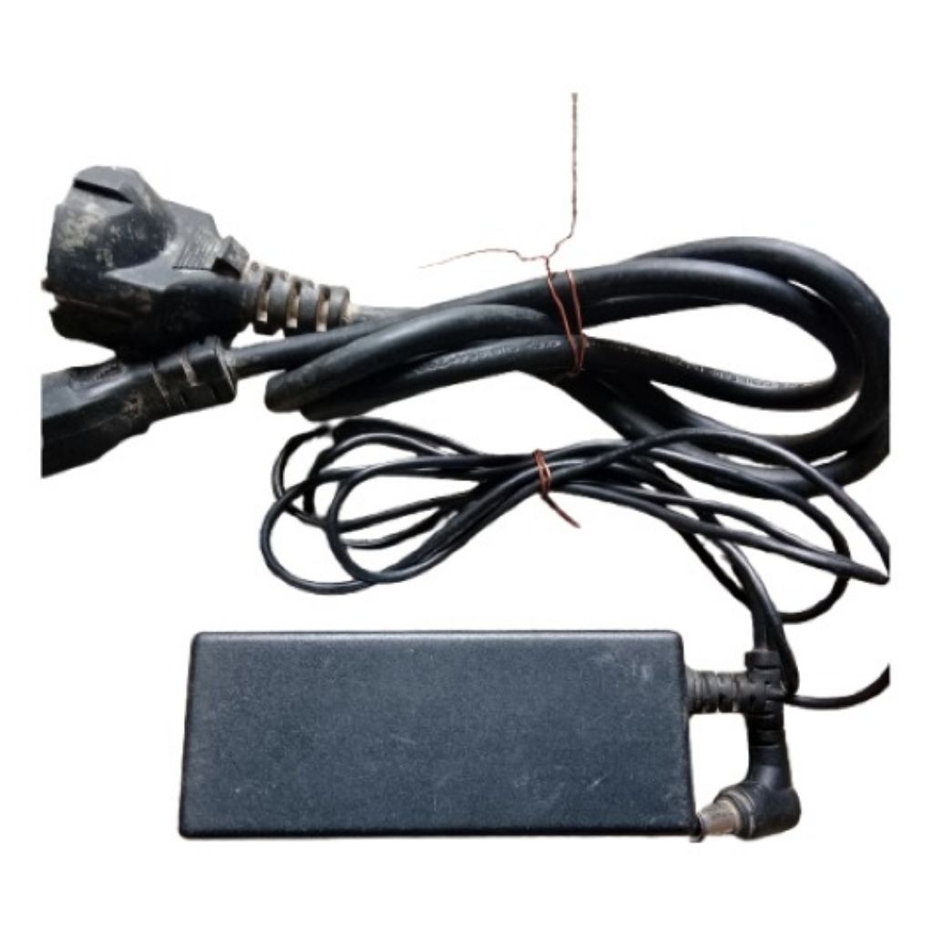 Adapter Monitor LG 20MP48A Bekas, Bawaan