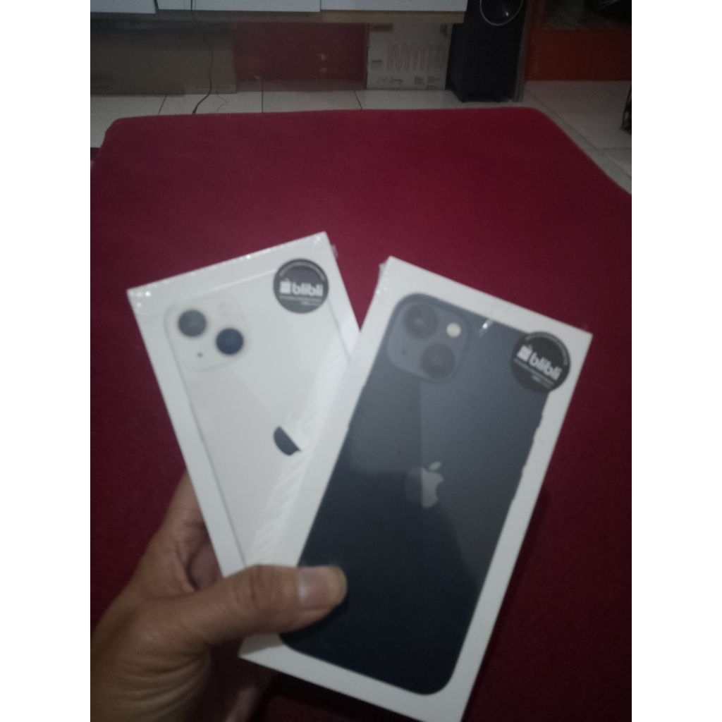 iPhone 13 128