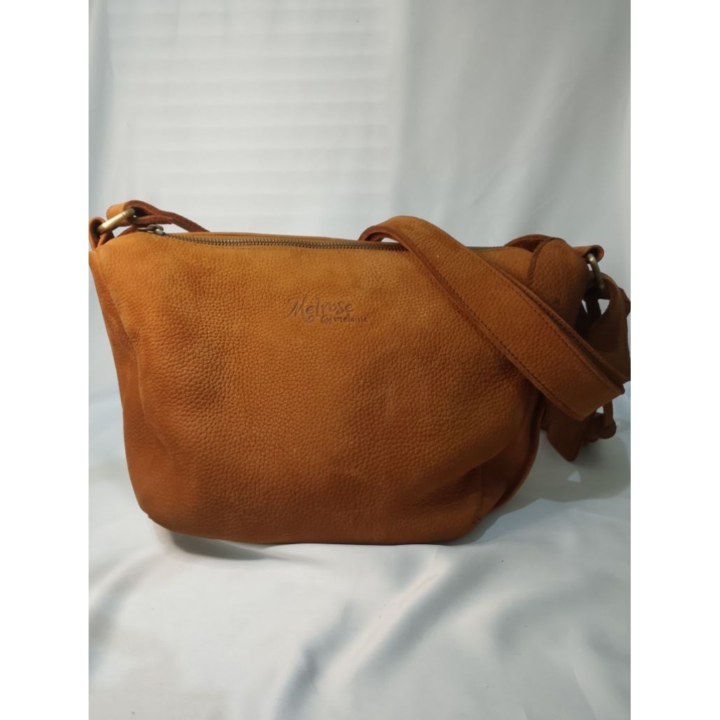 New Melrose by melanie Slingbag