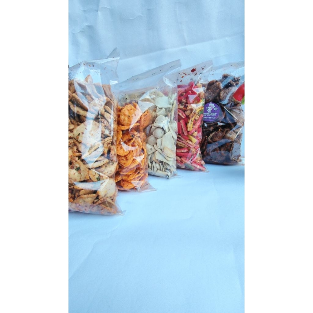 

Seblak kering Daun jeruk Pedas Dan Original 250Gram