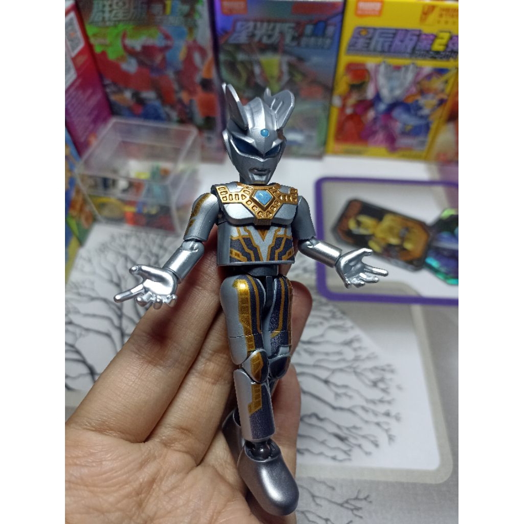 Blokees Ultraman GV 14 shining zero, orb Thunder beaster action figure mainan blind box fix karakter