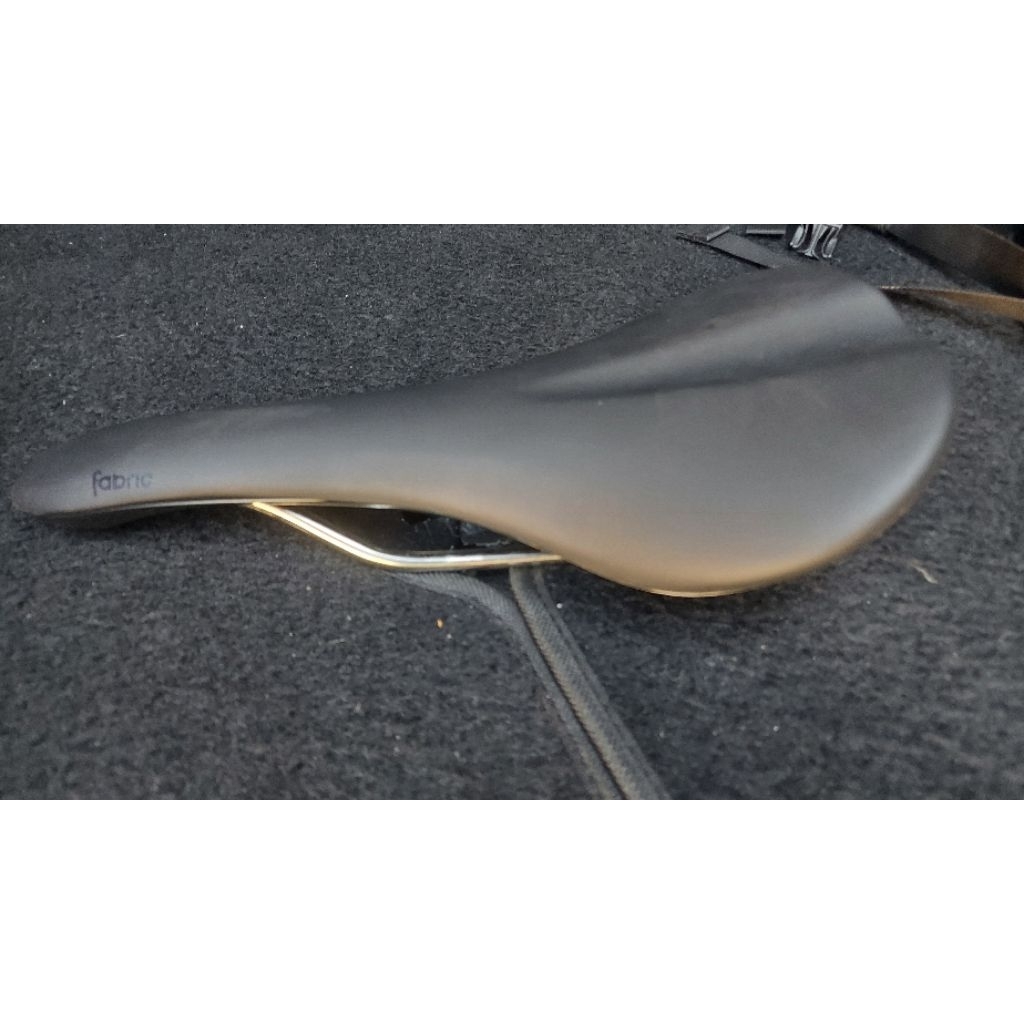 Sadel Roadbike Fabric Scoop Shallow Titanium