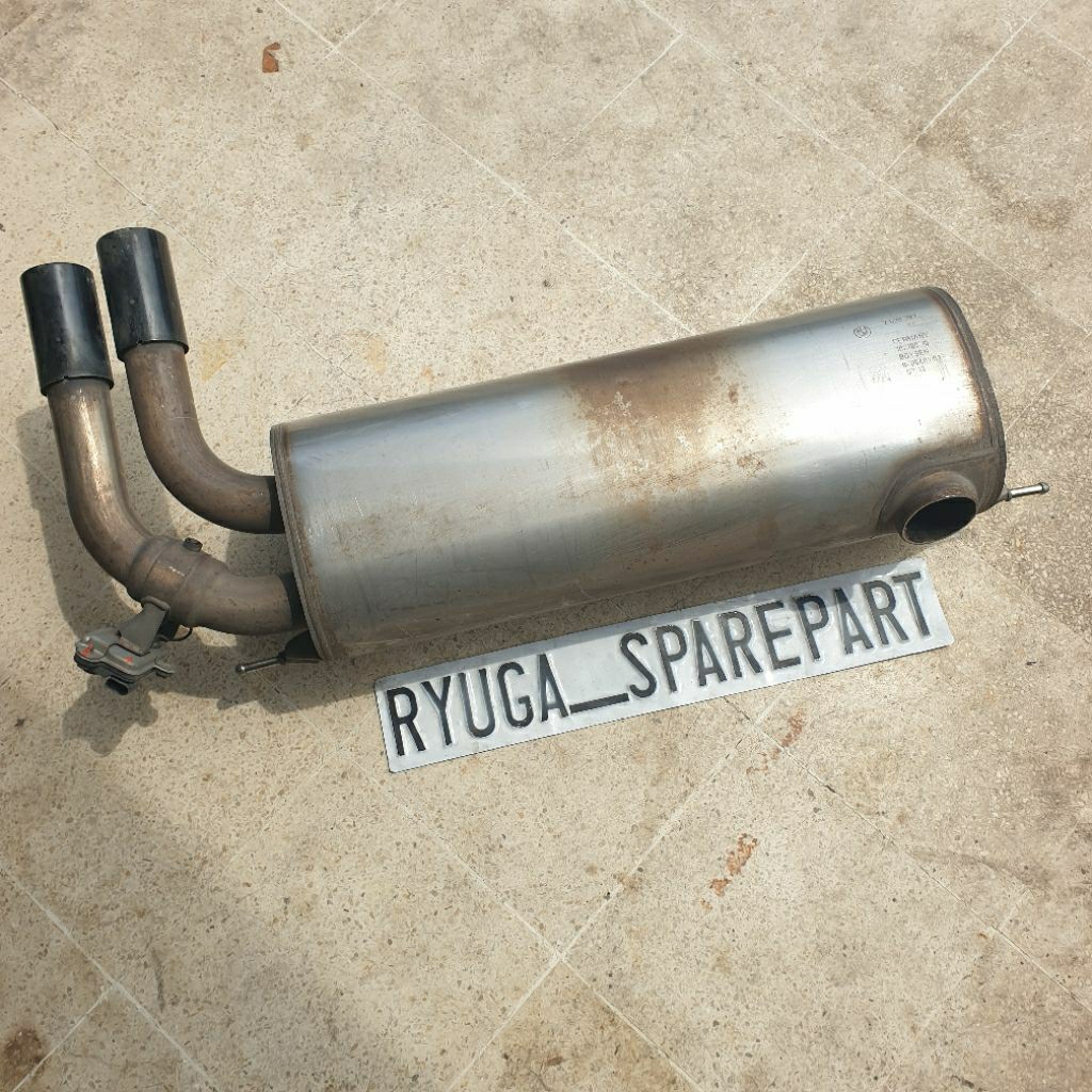 silencer exhaust muffler knalpot belakang hitam original BMW F30 328i  7620362