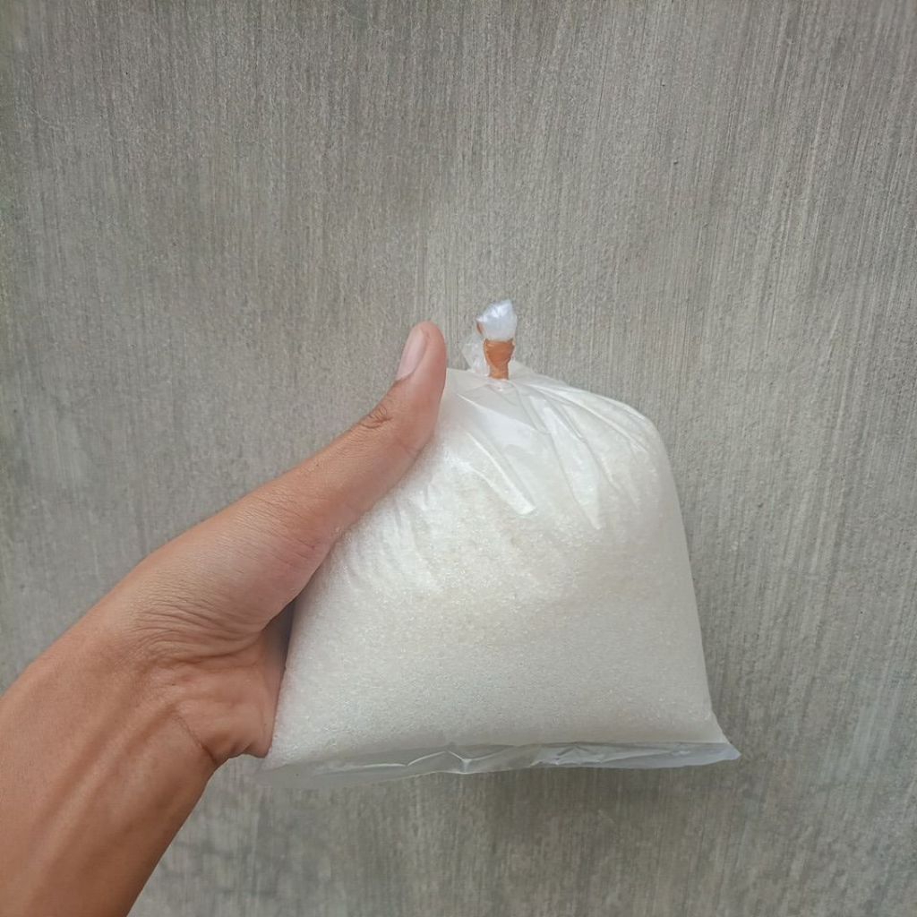 

Gula pasir halus berat 200 gram