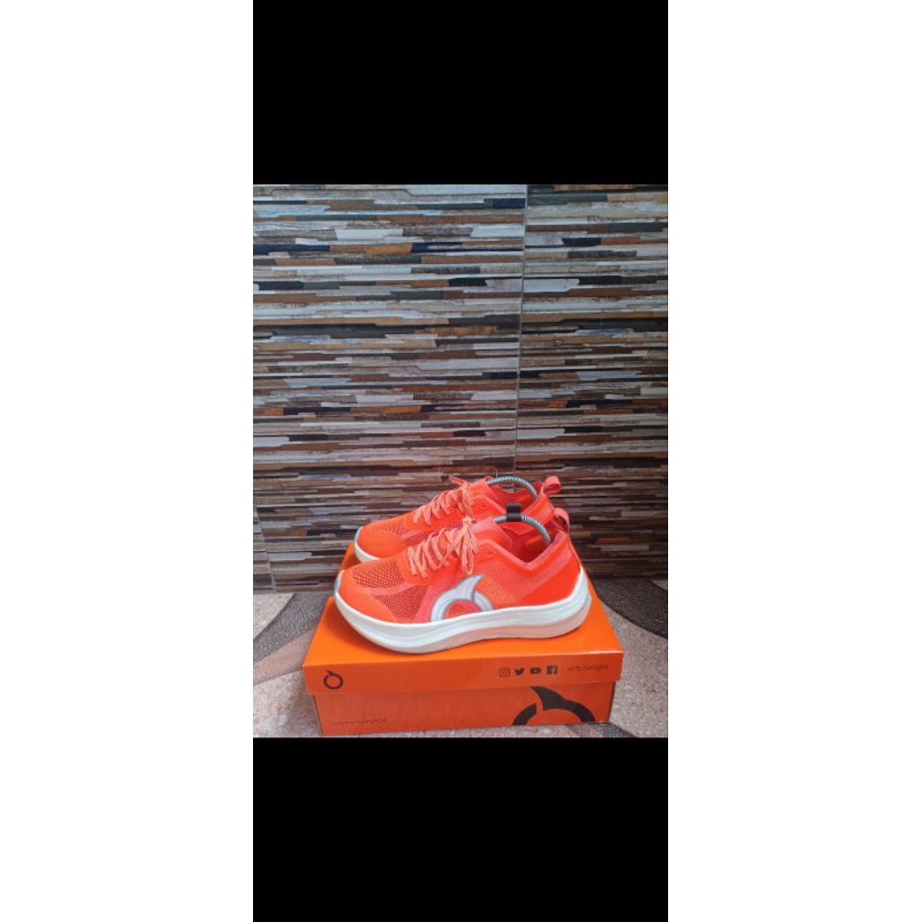 Ortuseight Running Hypersonic 1.3