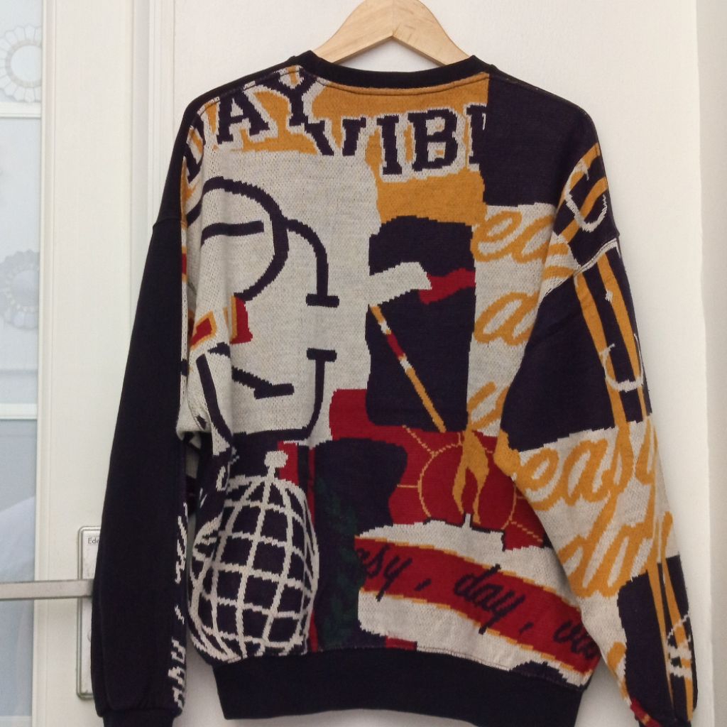 Crewneck / sweater Romantic crown rajut