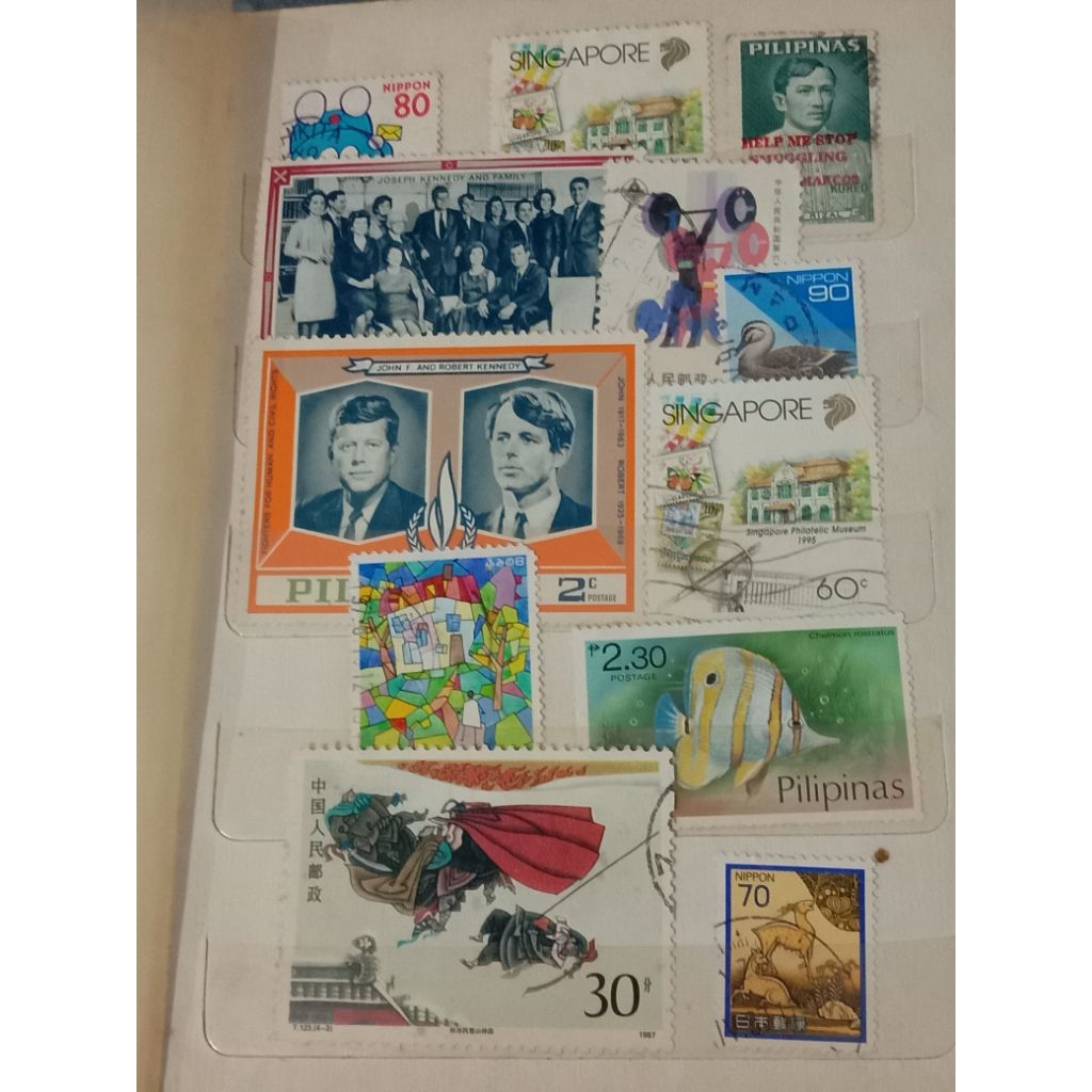 

Perangko Bekas berbagai negara ada Cap ( Produk dikirim random )