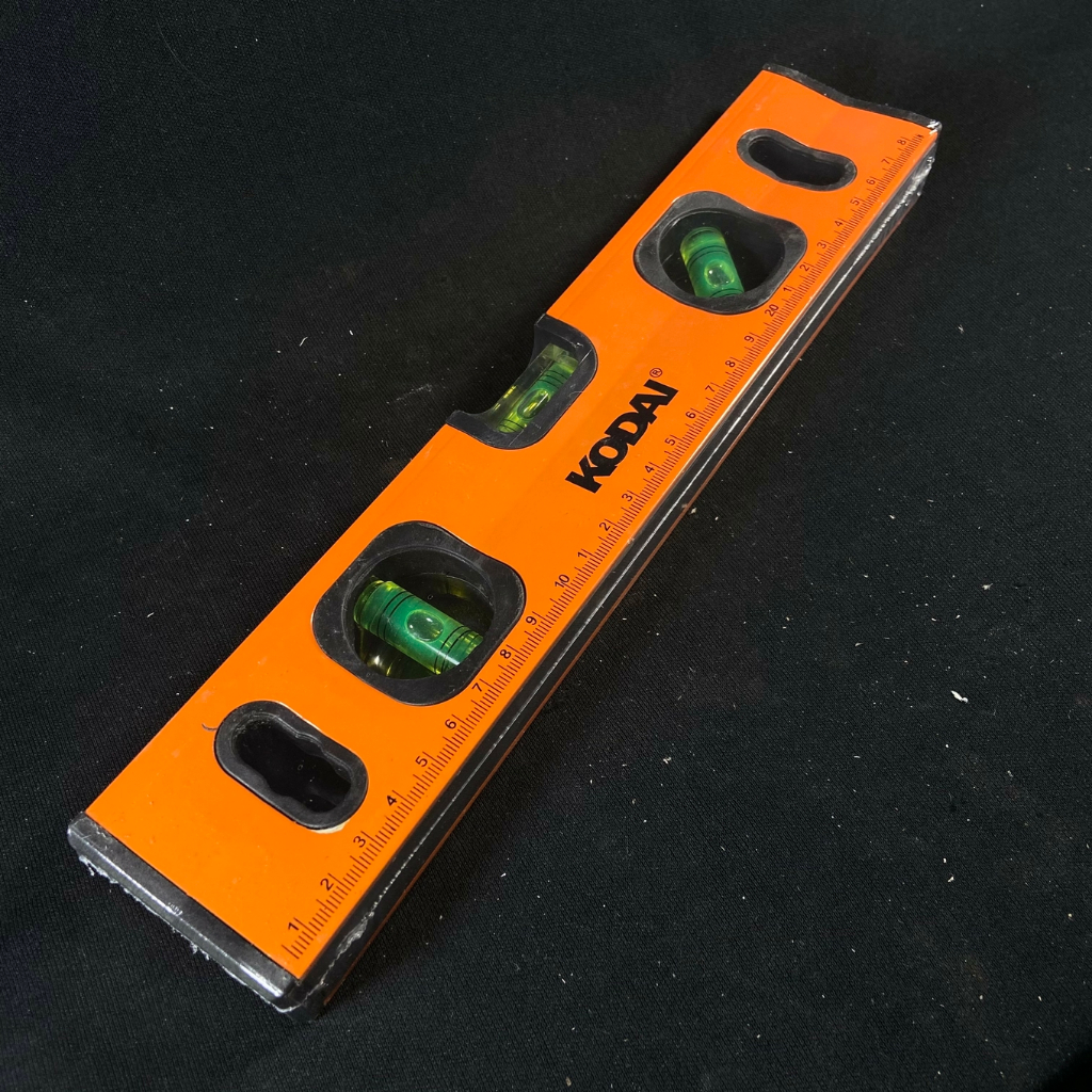 

KODAI Penggaris Waterpass Level Magnet Aluminium 30 CM