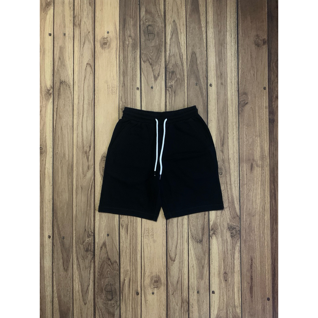 CELANA PENDEK GU UNIQLO