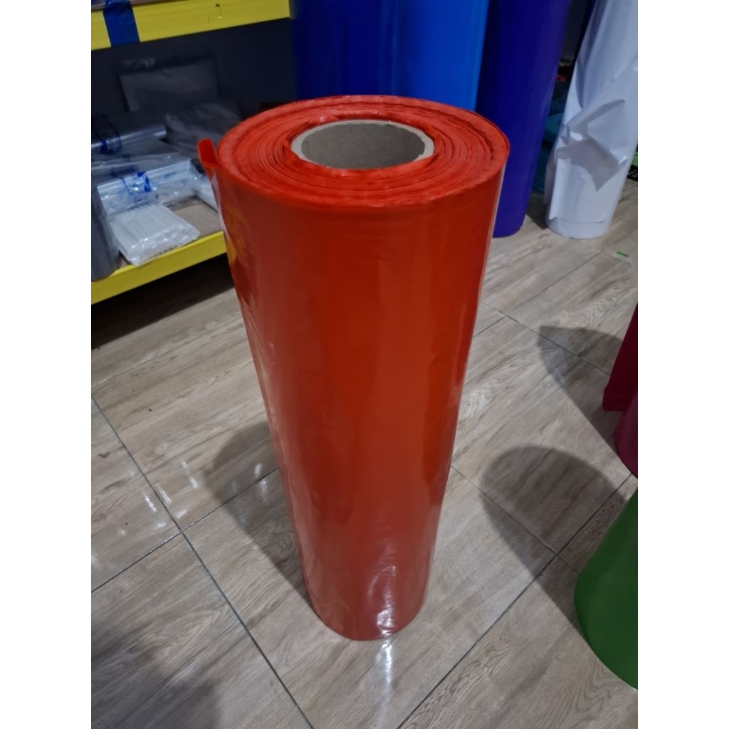PLASTIK LAYANGAN / SAMAK LAYANGAN TEBAL 0.5MM WARNA MERAH UK 100CM X 120CM(HARGA 1 METER)