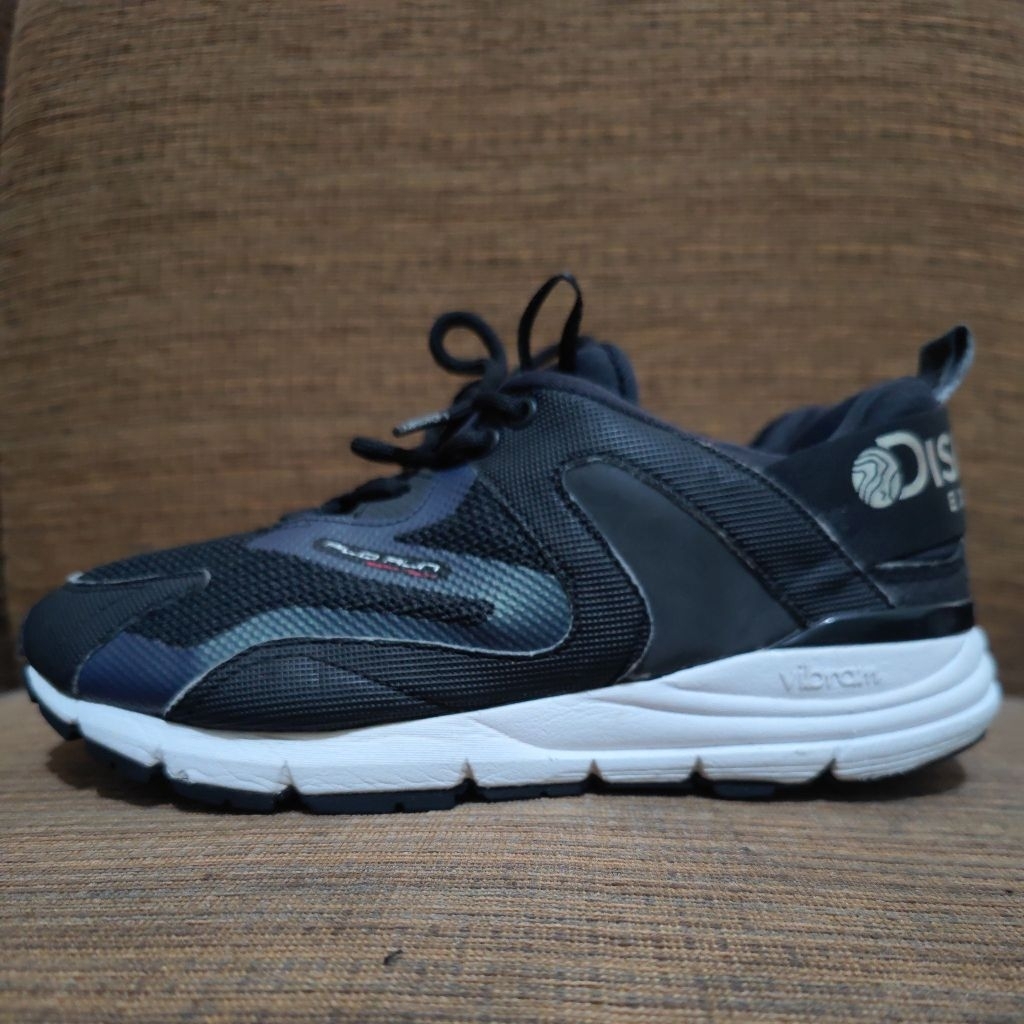 preloved sepatu discovery expedition vibram size 39