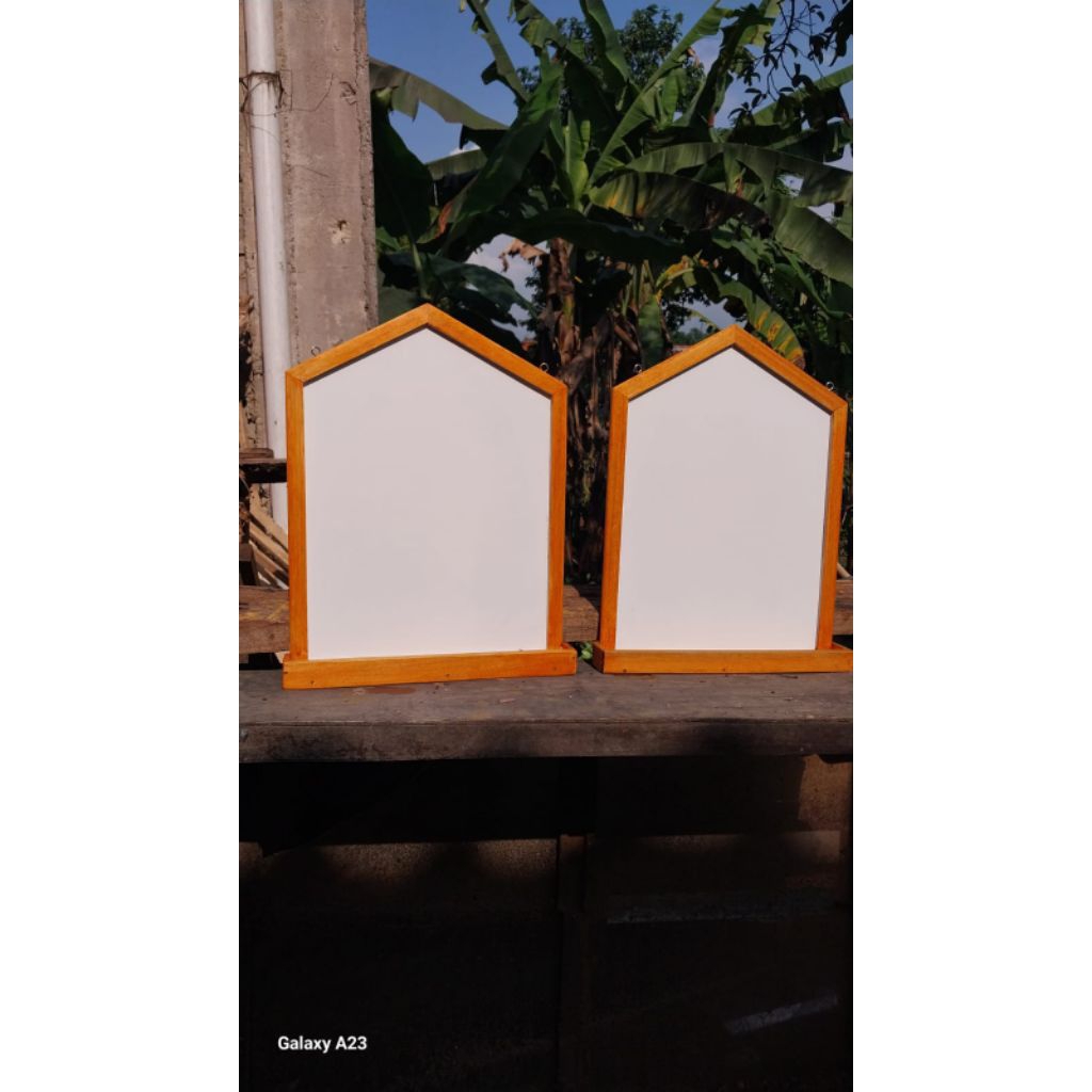 

PAPAN TULIS WHITE BOARD/ PASUNG/ UKURAN T40cm/L30cm