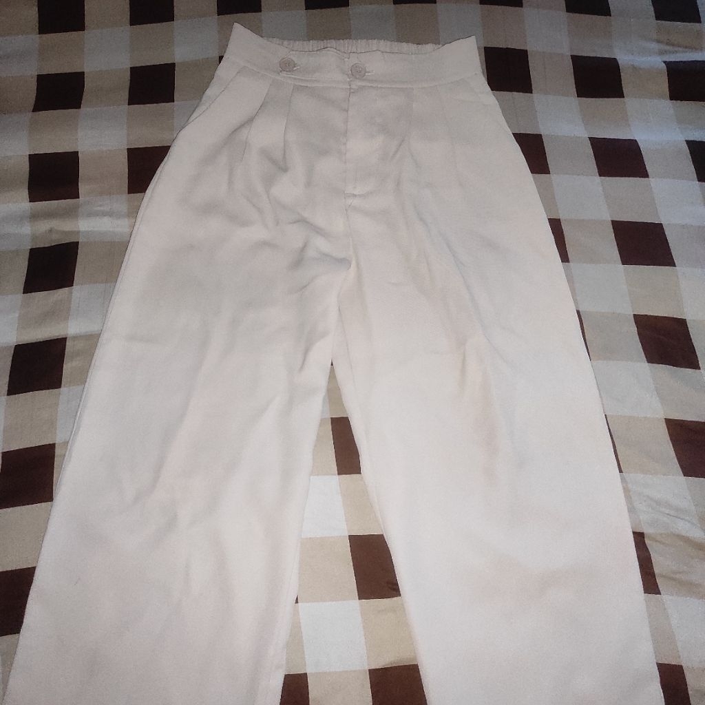 Preloved Kulot Ivory