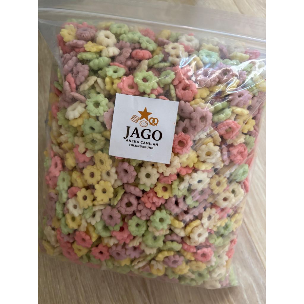 

SNACK KEMBANG SAKURA WARNA-WARNI