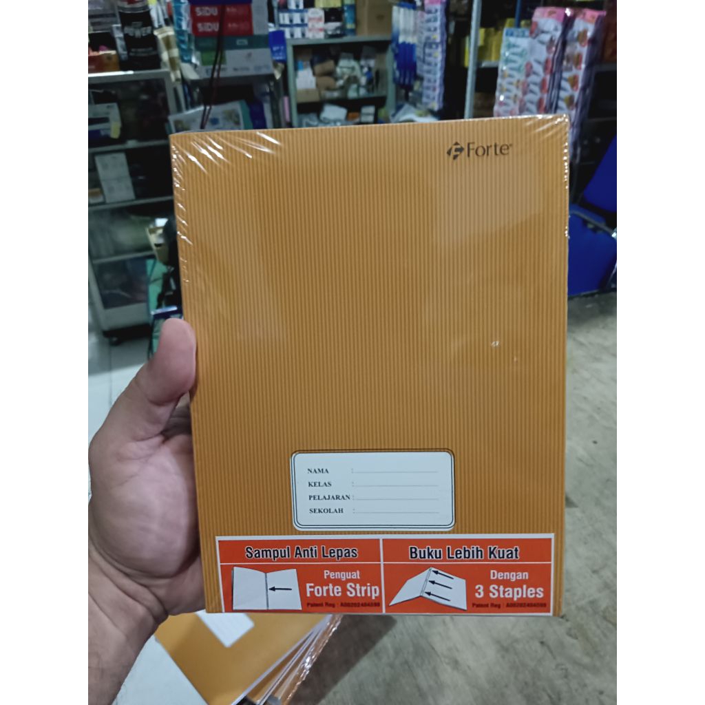 

Buku Tulis Sekolah, sampul Craft, cover warna coklat..