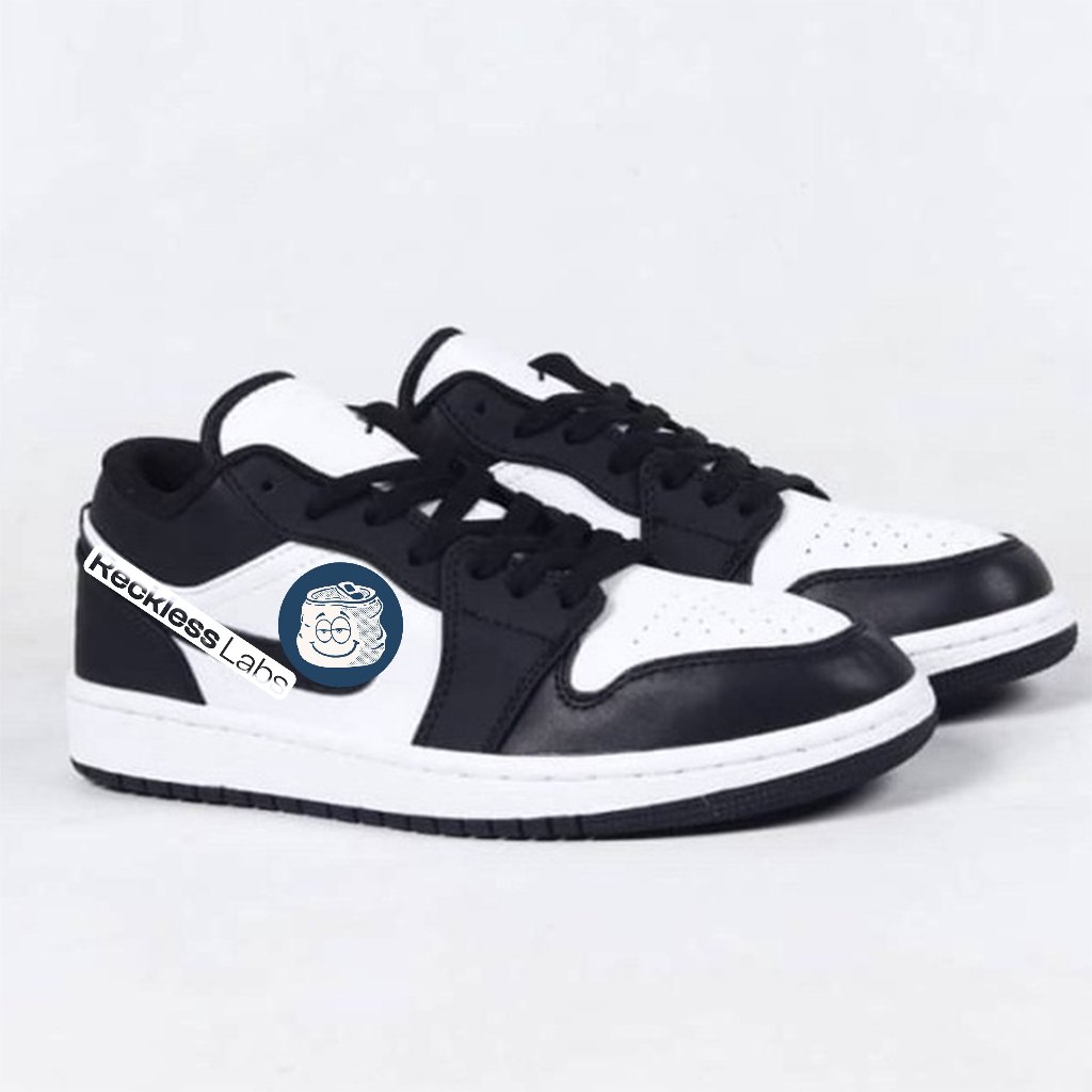 Sepatu Sneaker Air Jordan 1 Low White Black Panda Original
