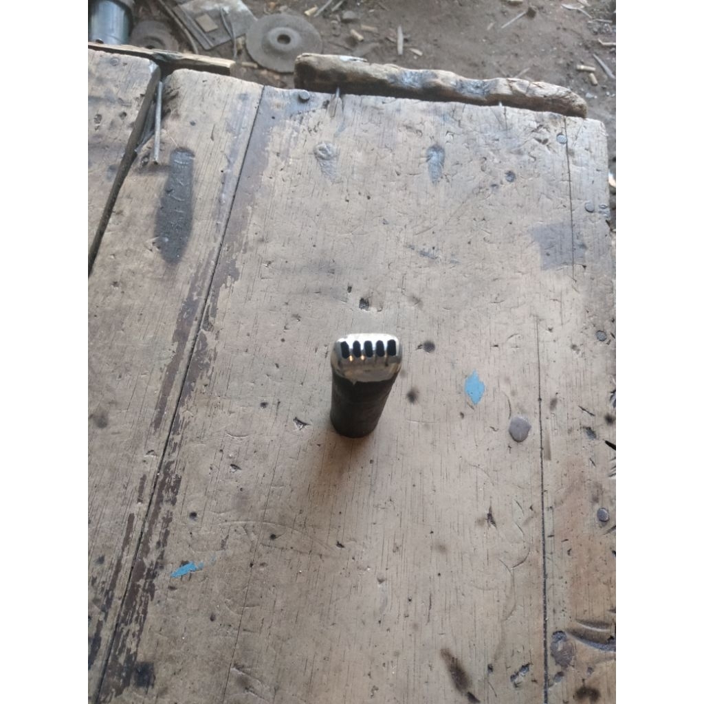 pisau serut layangan