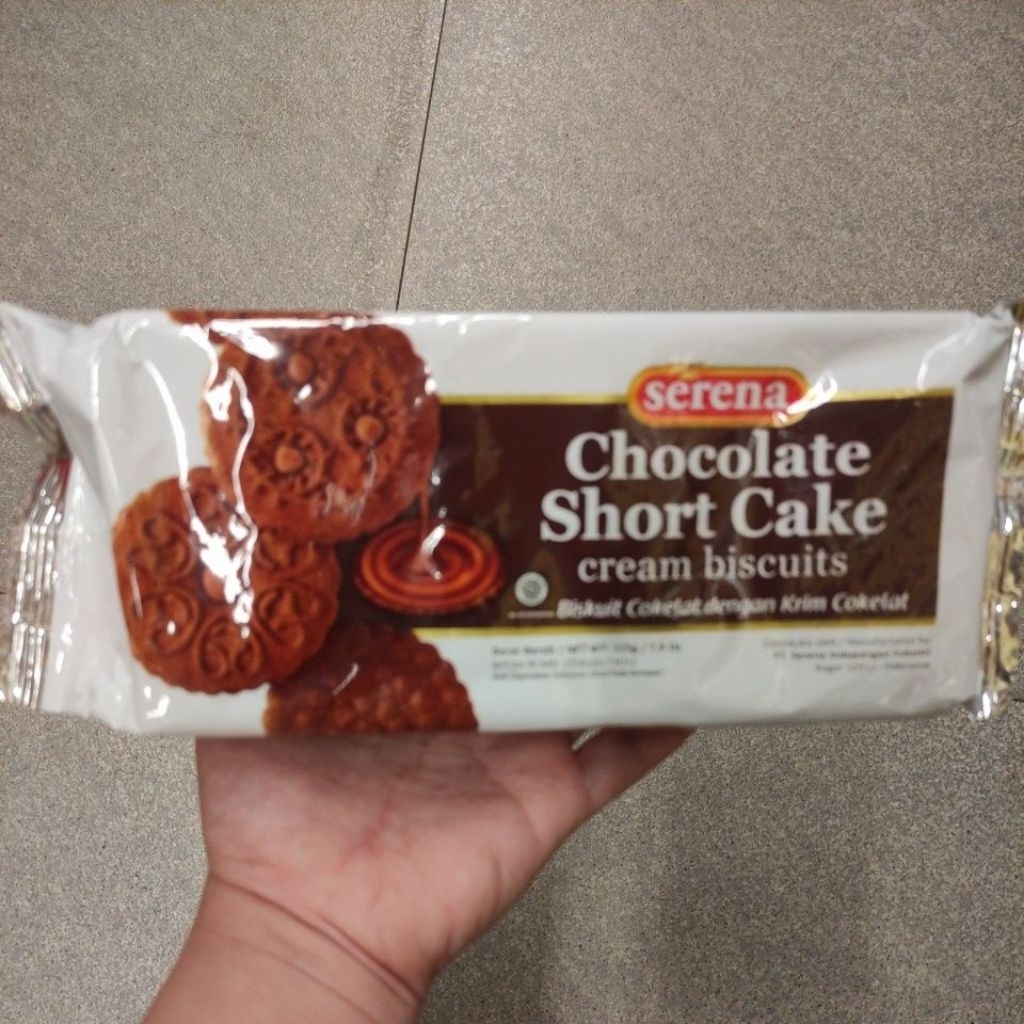 

SERENA CHOCOLATE SHORT CAKE CREAM BISCUITS BISKUIT COKELAT DENGAN KRIM COKELAT 225gr