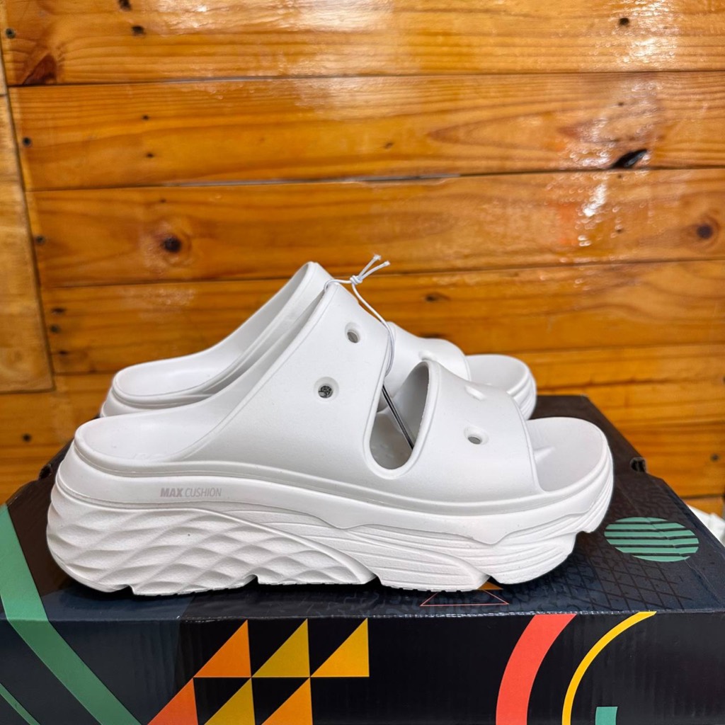 SANDAL SKECHERS MULES WANITA ORIGINAL TERBARU SKECHERS MAX CUSHIONING FOAMIES UPLIFT 111559 FULLWHIT